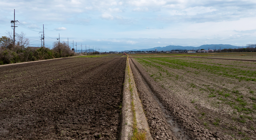 1.松山市にお住まいのA様が、「相続した農地（畑）を宅地に転用して売却した事例」